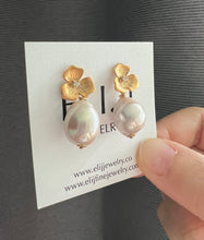 Load image into Gallery viewer, Large Ivory-Pink Edison Pearls, Gold Flower Studs