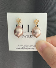 Load image into Gallery viewer, Mauve-Bronze Edison Pearls, Daisy Earring Studs